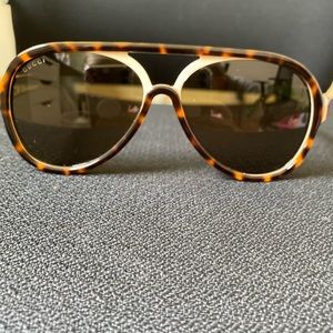 Gucci sunglasses